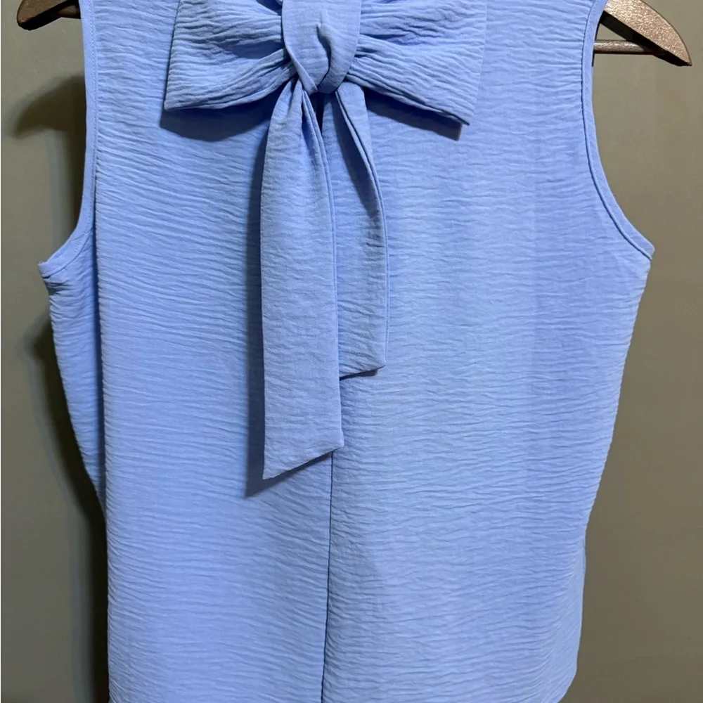 Wildflowers Periwinkle Sleeveless Blouse with bow on back - Picture 2 of 4